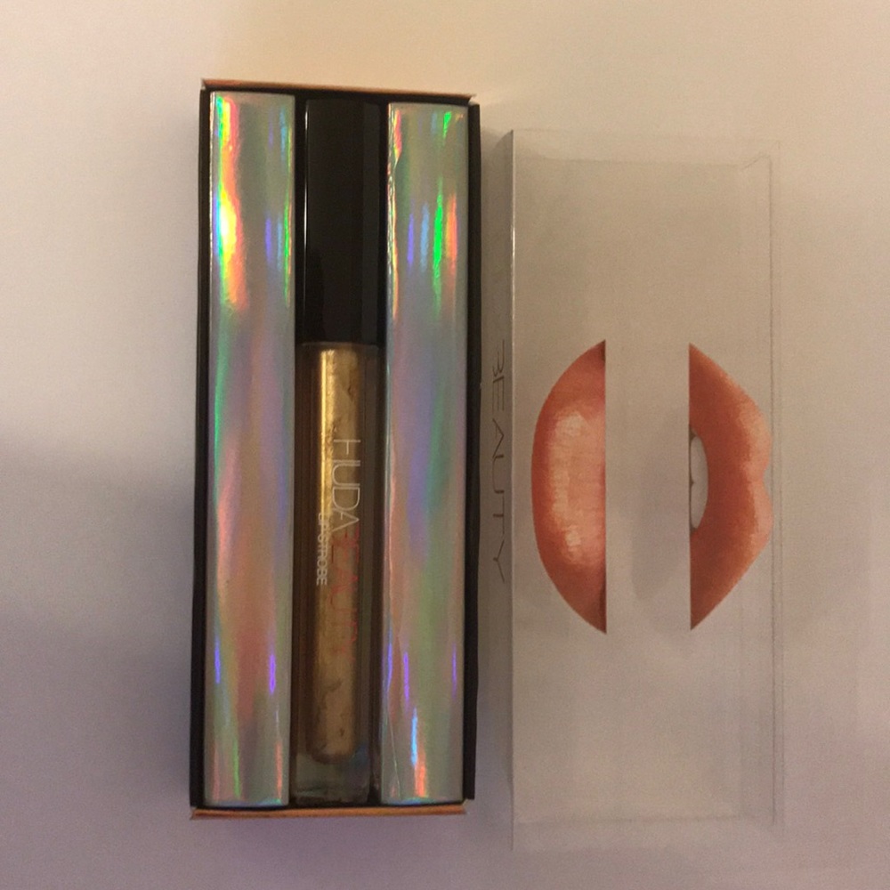 Huda beauty lip strobe ‘ Ritzy